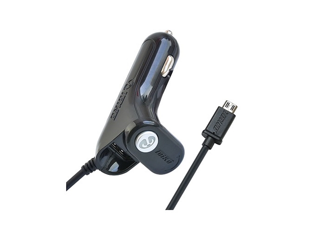 מטען לרכב 2.4  אמפר toiko